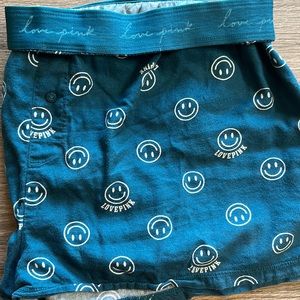 PINK flannel boxy pajamas shorts. XL.